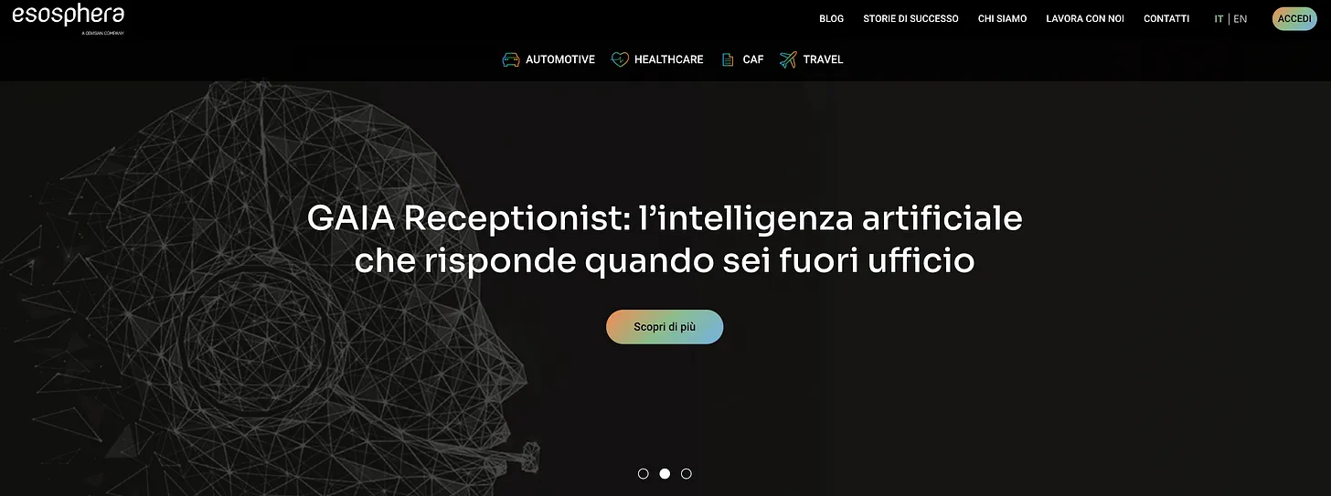 Logo e interfaccia di GAIA di Esosphera: voicebot/chatbot sviluppato per gestire richieste in autonomia nel settore sanitario